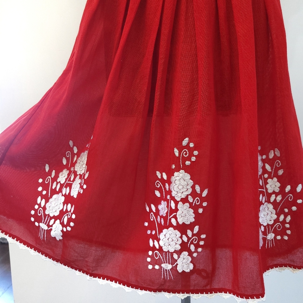 Vintage 1950s Mexican Embroidered Floral Peasant Boho Hippie Skirt Set - Picture 5 of 13